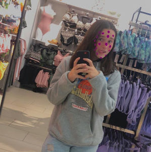 Meet your Posher, Aimée